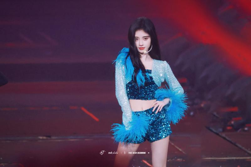 Featured image of post 230805十周年演唱会鞠婧祎 ｜be my poi & 恋爱告急