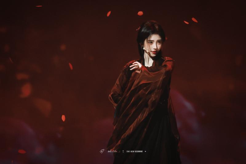 Featured image of post 241012抖音奇妙夜《落》