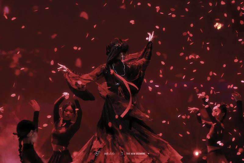 Featured image of post 241012抖音奇妙夜《落》神女
