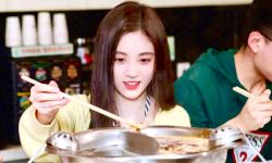 Featured image of post 【鞠婧祎】20181220《爱奇艺》直播 鞠婧祎CUT