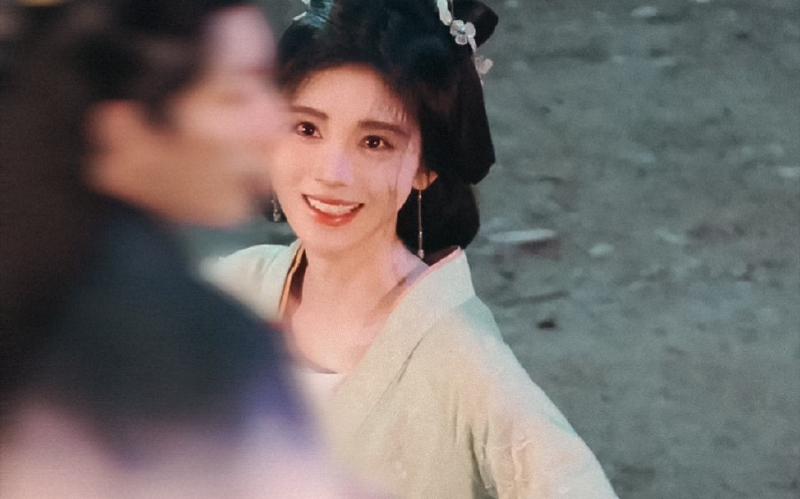 Featured image of post 【鞠婧祎】巧笑倩兮 美目盼兮 天选古人